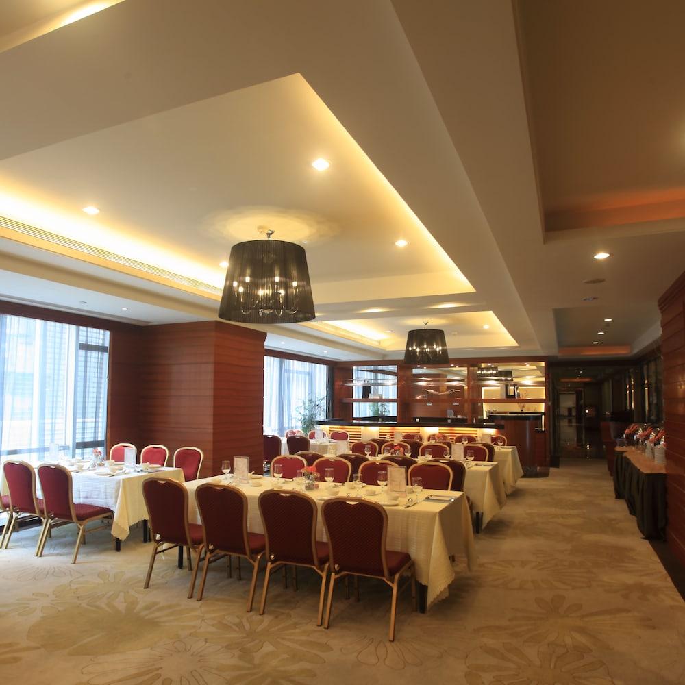 Leeden 4* Гуанчжоу