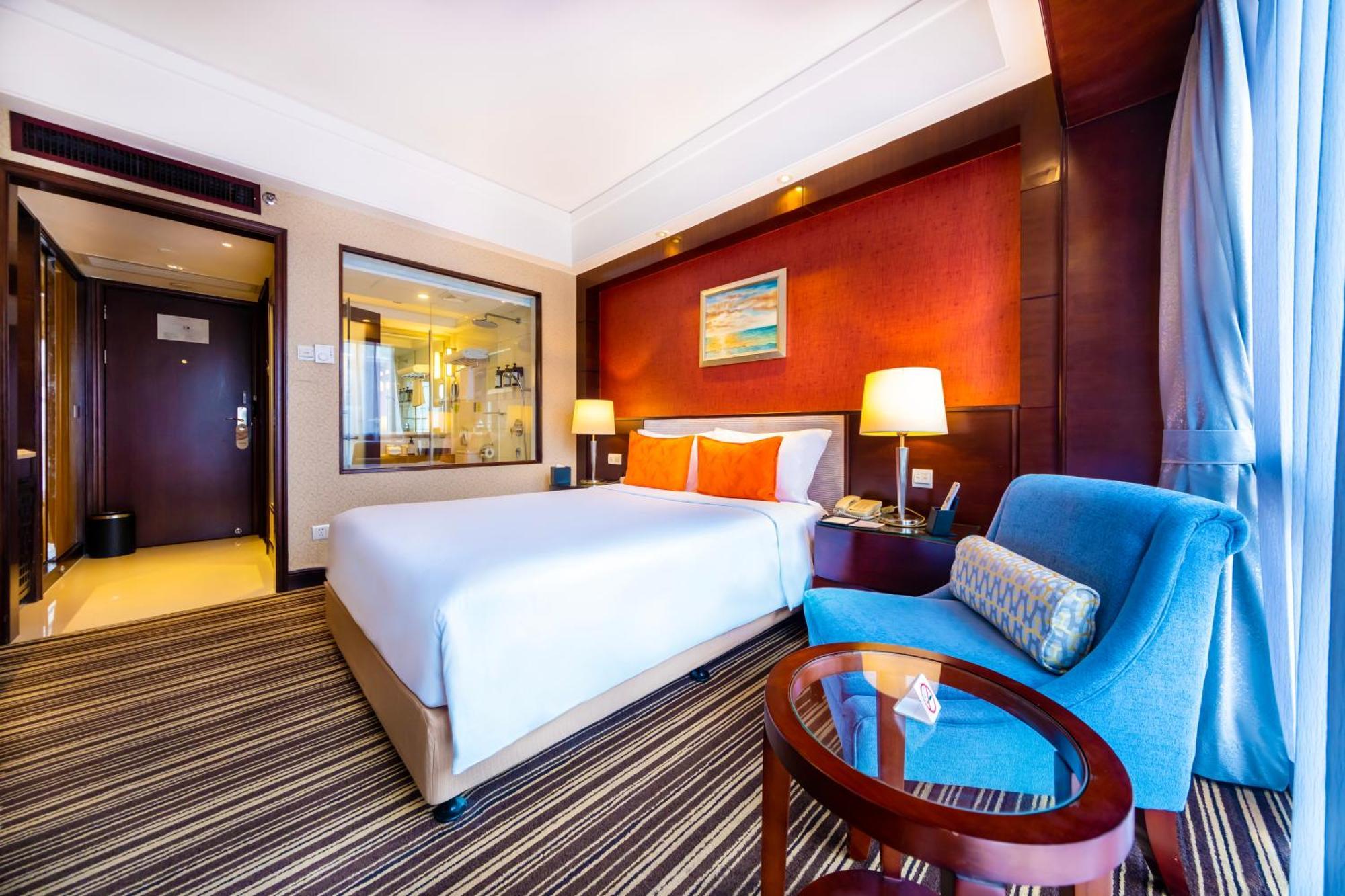 Leeden Отель 4*