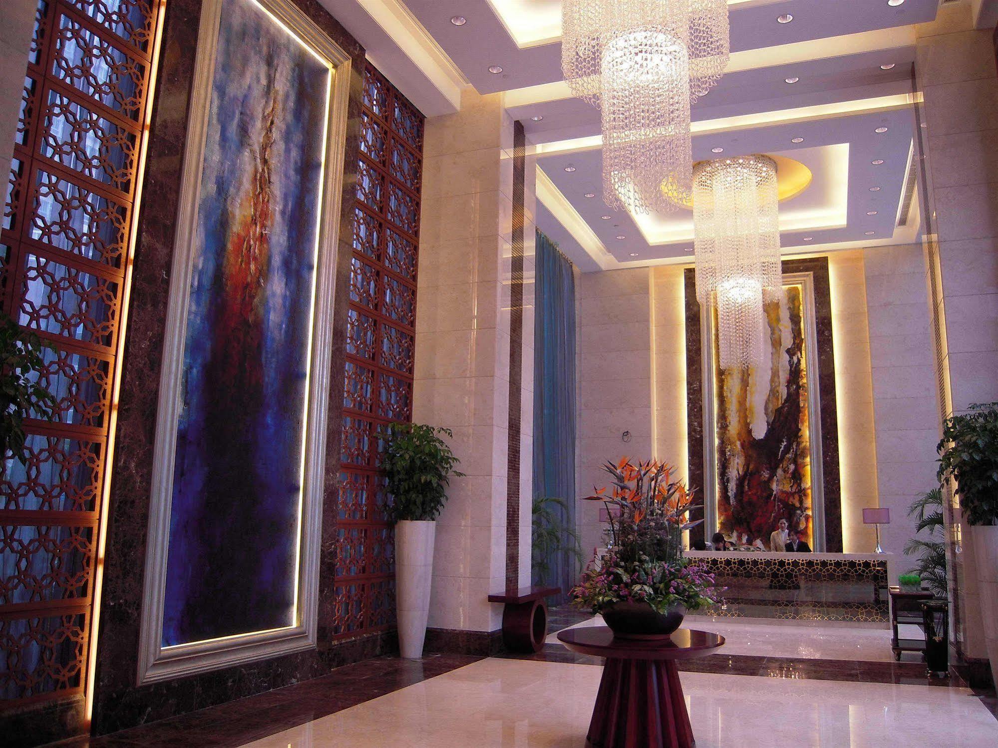 Leeden Отель 4*